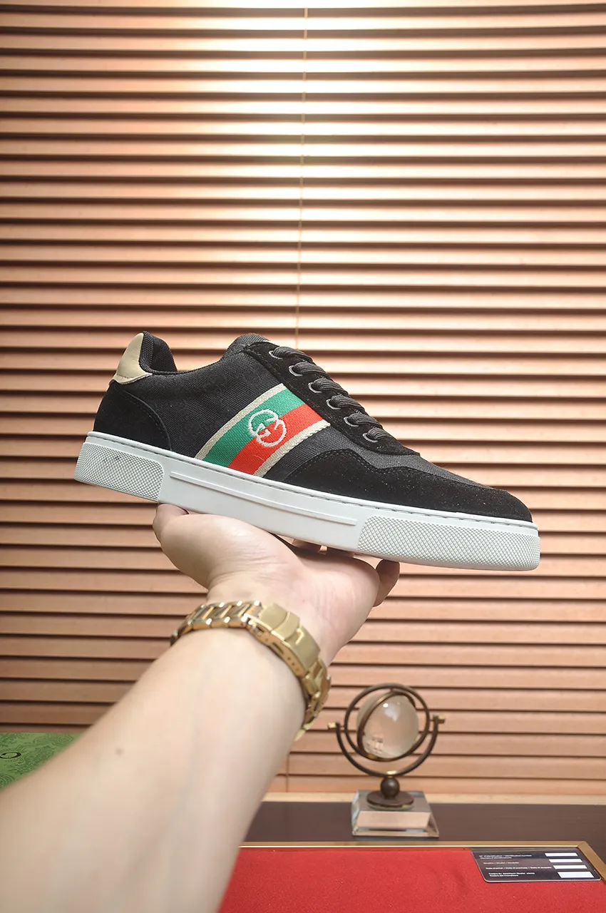 Men's men's shoes💰440💶[GUCCI] official website 1:1 men's sports shoes are now on the market. They are made of original fabric + water-dyed sheepskin lining, plus the official website original 1:1 comfortable outsole. Fashionable and versatile, super comfortable and breathable. Standard shoe size 38/45 (custom-made size 45 is non-refundable)
